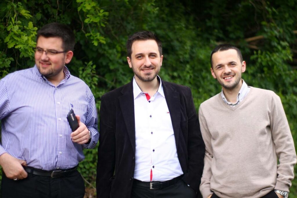 U organizaciji Gazi Husrev-begove medrese upriličena Večer Kur'ana u Ferhadiji 2 U organizaciji Gazi Husrev-begove medrese upriličena Večer Kur'ana u Ferhadiji