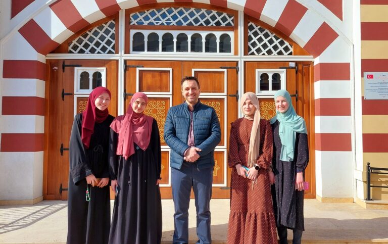 Gazi Husrev-begova medresa osvojila drugo ekipno mjesto na takmičenju iz životopisa Muhammeda, a.s.